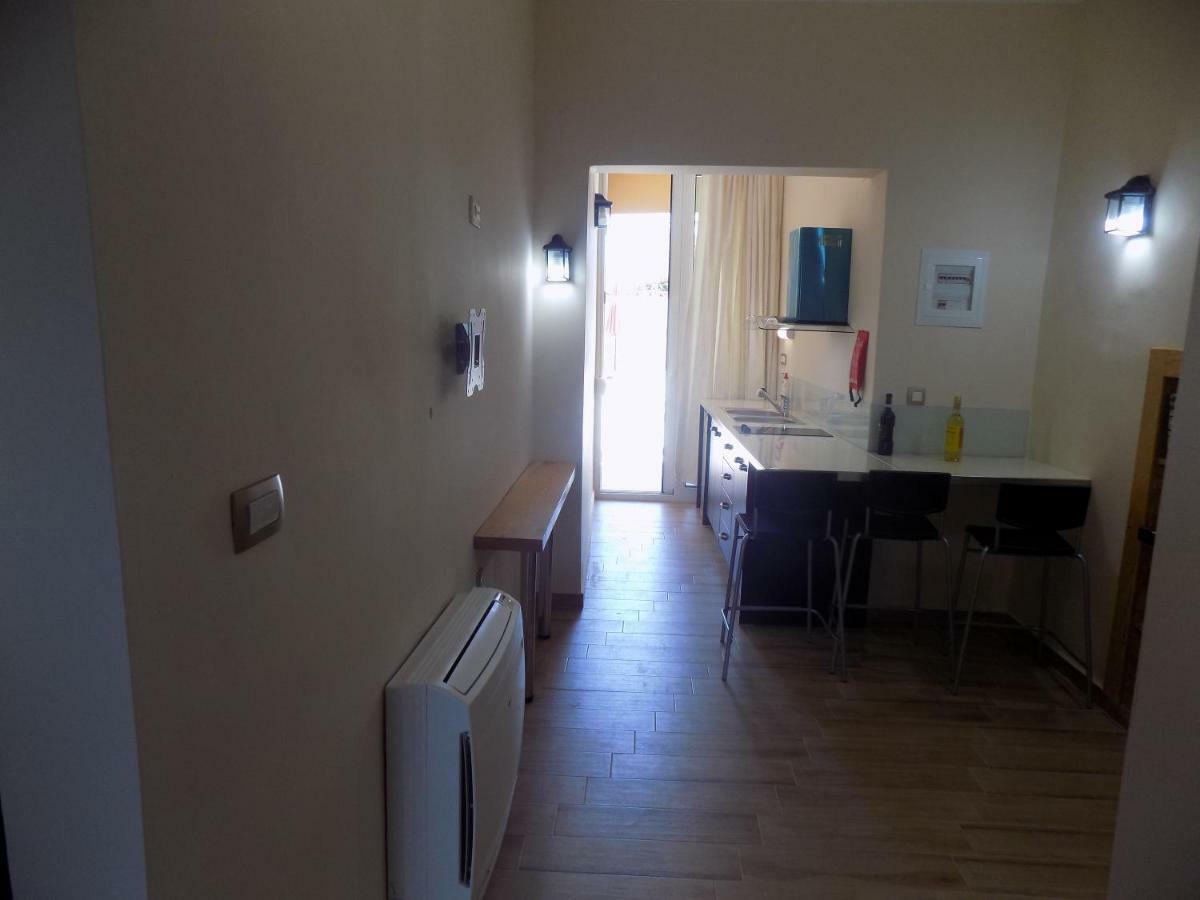 Souvlakis Pool Suites Chania  Exterior foto