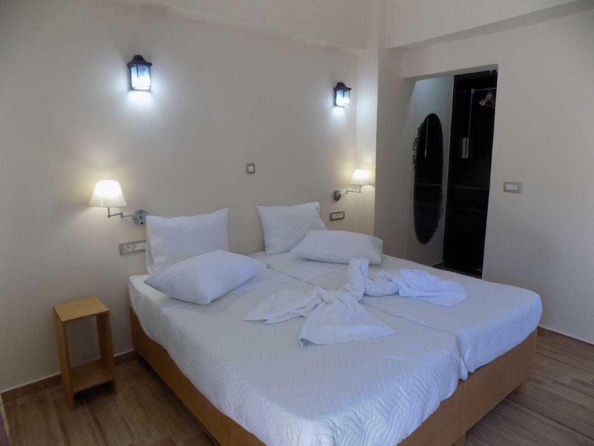 Souvlakis Pool Suites Chania  Exterior foto