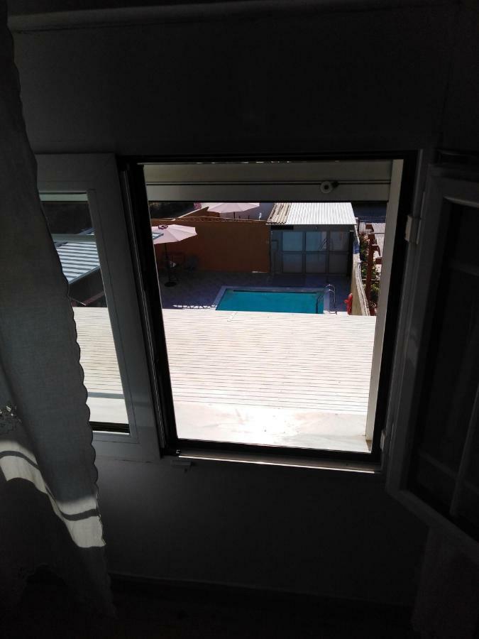 Souvlakis Pool Suites Chania  Exterior foto